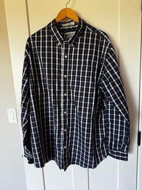 Duluth Trading Co Blue and White Plaid Shirt Magready buttons